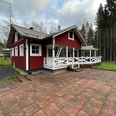 Maaseutumajoitus, Kukkasaari *